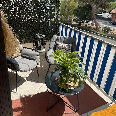 Terrasse Plein Sud, Deux Doubles Lejlighed Antibes